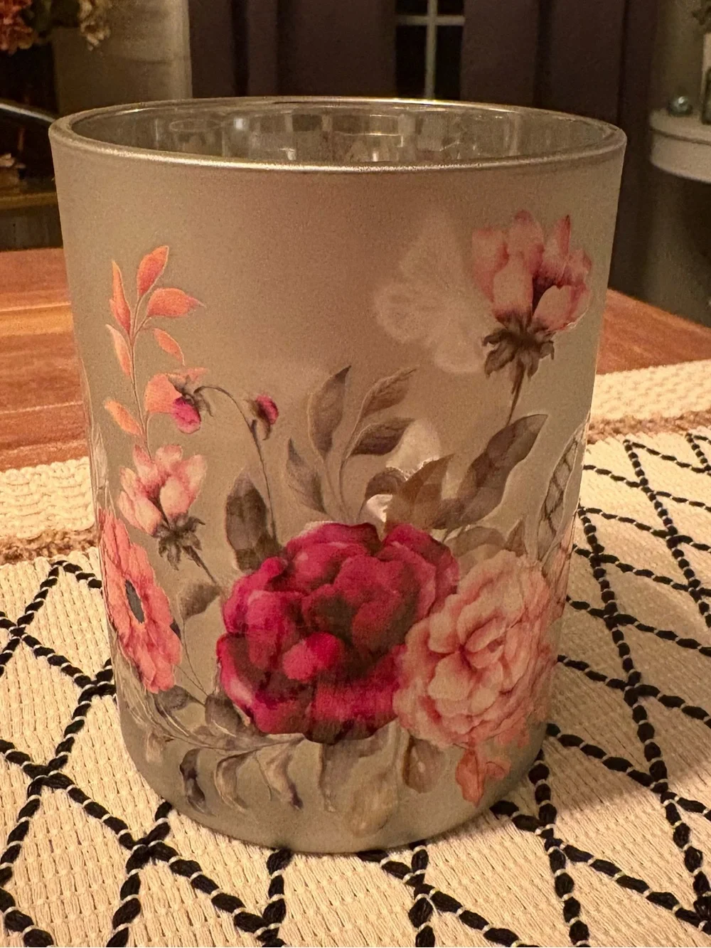 Floral Glass Luminary Deoor